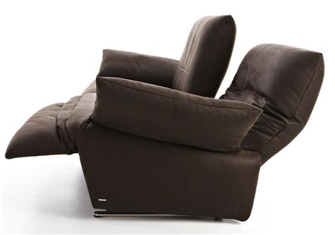 A combination of simplicity covered in elegance. Wood - Furniture.biz | Easy Sofa, Design: Kurt Beier