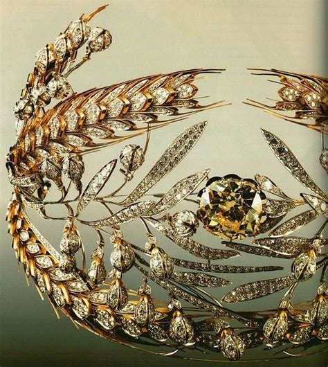 A Close Up Of The Copy Of The Russian Field Tiara Королевские