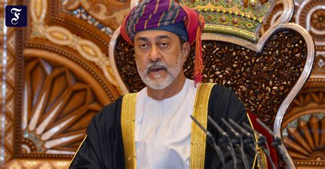 584.773 beğenme · 617 kişi bunun hakkında konuşuyor. Omans neuer Sultan Haitham: Ein Mann des Ausgleichs
