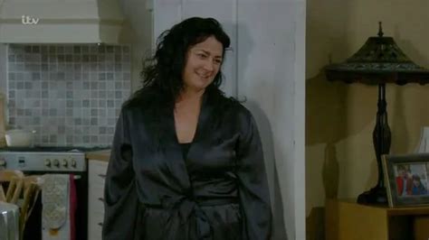 emmerdale fans mock weird scene as moira tells rhona she s had sex 37950 hot sex picture