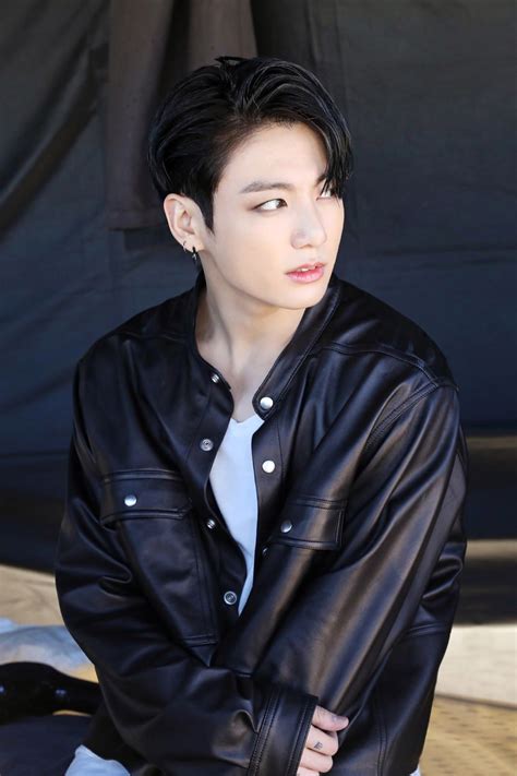 The best cover ever made — shri⁷🌙 (@seokjinshri) june 6, 2021 Jeon Jungkook ☆ Photoshoot ☆ 2020 BTS `ON : Kinetic ...