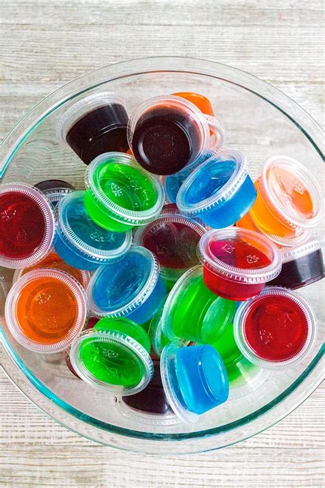 Fill shot cups halfway with mixture, then. How to Make Vodka Jello Shots • Bread Booze Bacon