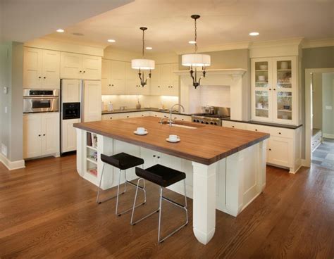 Low and wide with pitched roofs, cape cods were built with the most practical of concerns in mind—solid protection against high winds. Cape Cod Shingle Style Kitchen - Traditional - Kitchen ...