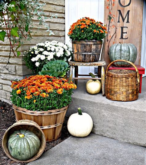 A Bountiful Collection Of Outdoor Fall Decor Ideas