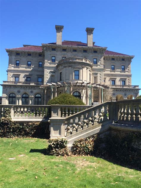 the breakers in newport ri this was a vanderbilt mansion vanderbilt mansions mansions
