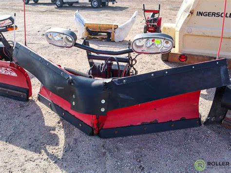 Boss 82 Power V Xt V Plow With Remote Roller Auctions
