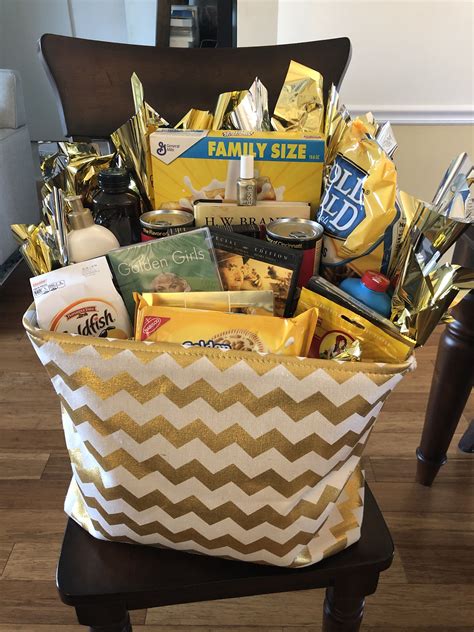 Make their 50th anniversary shine with a golden wedding anniversary gift they can't help but smile at. Golden 50th Anniversary basket in 2020 (With images ...