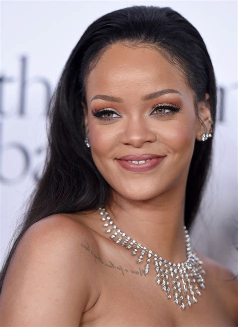 Rihanna Long Straight Cut Hair Lookbook Stylebistro