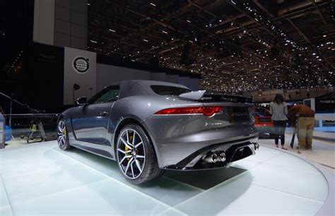This particular jaguar f type svr 5.0 v8 has a 8 speed/ auto gearbox with the power being delivered through it's awd system. 2020 Jaguar F Type SVR Changes, Rumors, Release Date ...