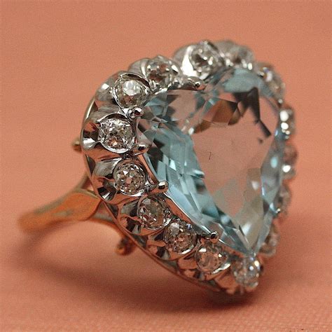 circa-1950-aquamarine-diamond-cocktail-ring-pippin-vintage-jewelry