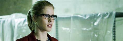 Arrow Producer Teases Felicity S Dark Turn In Season 5