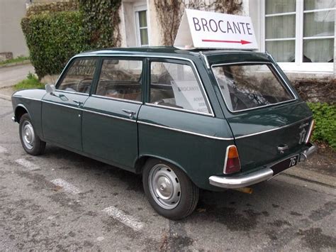 The model has been in production since 1965. Peugeot 204 break (1965-1976) - Autos-Croisées