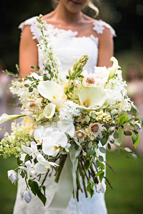 15 Calla Lily Wedding Bouquets