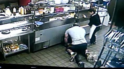 Armed Man Body Slammed At Chicago Eatery Owned By Former Wwe Wrestler