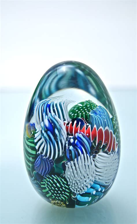 Micro Ocean Reef Egg Paperweight By Michael Egan Art Glass Paperweight Artful Home