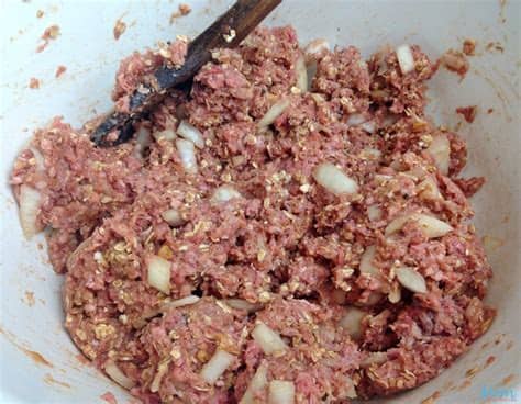Put it on top off 3 pieces of white bread. Easy Meatloaf #Recipe with Oatmeal for a Great Family Meal ...