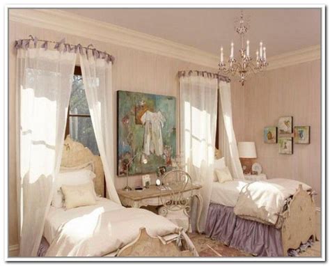 An inviting canopy bed, fit for a king. curtain rod for canopy | Curved Curtain Rod For Bed Canopy ...