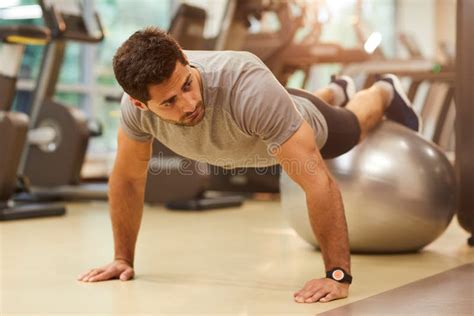 Handsome Man Doing Push Ups In Gym Stock Image Image Of Vitality