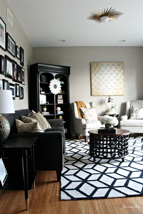 Living Room Rug Bold Black And White Geometric Area Rug This Is Our