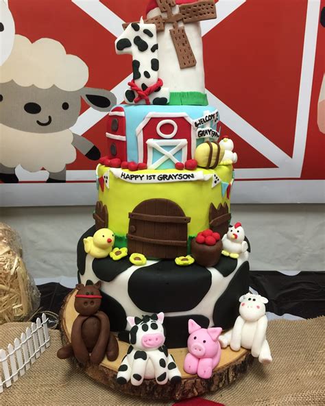 Barnyard Themed First Birthday Party ~ Everything Home