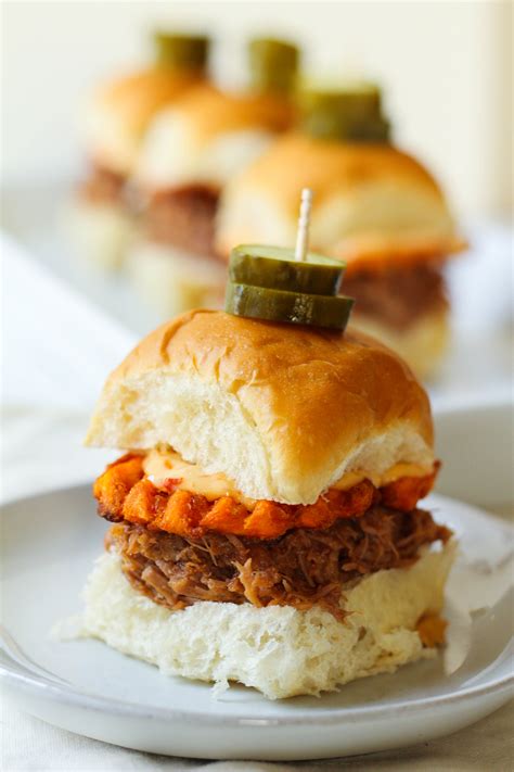 Instant Pot Pulled Pork Sliders With Sweet Chili Mayo Sauce Zen And Spice