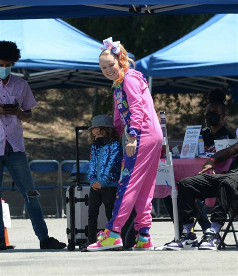 Jojo Siwa Filming A Music Video In Los Angeles 30 Gotceleb