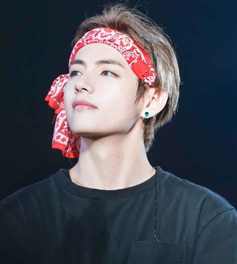 Taehyung Pics 💜 On Twitter Kim Taehyung Was Elected The Most Handsome