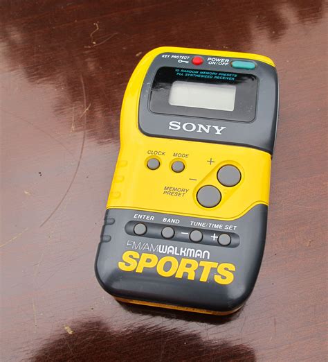 Very 1980s Sony Sports Walkman Fmam Radio Sony Electronics Sony