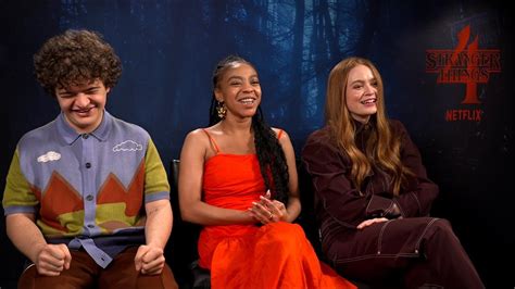 Sadie Sink Gaten Matarazzo And Priah Ferguson Talk Stranger Things 4 Youtube