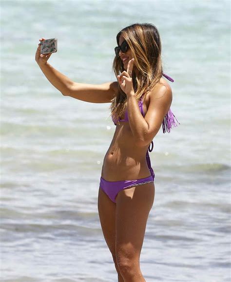 Jessica Barnes In Bikini At The Beach In Miami Lacelebs Co