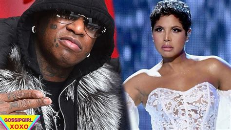 Toni Braxton Spotted At The Award Show With Out Her Engagement Ring Did Her And Birdman Breakup