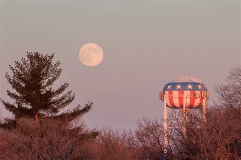 The Cold Moon Rises Behind The Blaine Water Tower Explore Flickr