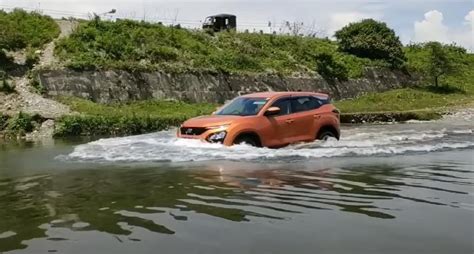 Tata Harrier Going Through High Level Water To Show Wading Capability