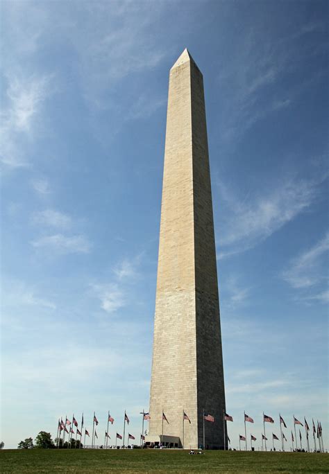 Saímos do museu, voltamos para o hotel e seguimos de o obelisco de washington dc concluído em 1884 é o maior do mundo, com 169,29 metros de altura. Free Images : landmark, washington monument, memorial ...