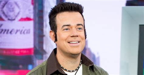 'TRL' is back — for Halloween! See Carson Daly channel the '90s as MTV host