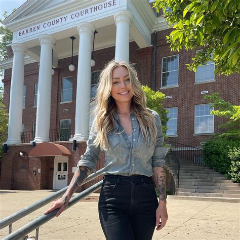 American Pickers star Mike Wolfe's girlfriend Leticia Cline shocks fans