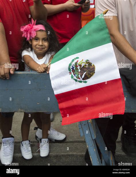 Proud Mexican Americans Come Out For The Annual Mexican Independence