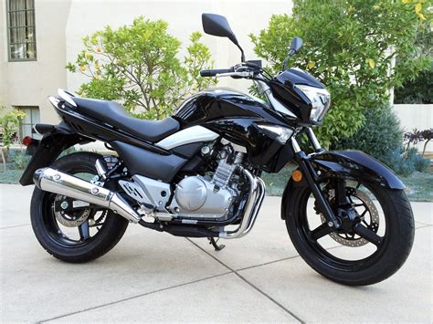 Top 10 motorcycles being favorite among the buyer and popular motorcycles in 2014. 2014 Suzuki GW250 Review