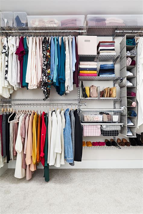 31 Organizing Tips To Steal For Your Closet Closet Clothes Storage Organizing Walk In Closet