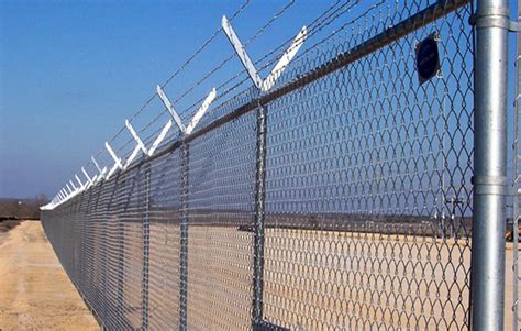 Airport Steel Perimeter Fencing Chain Link Primary Security Line