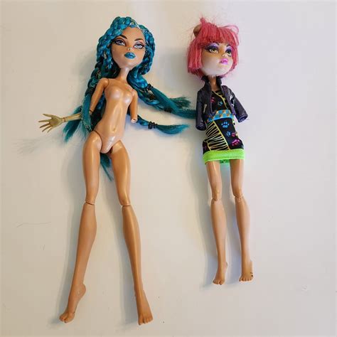 Monster High Doll Lot Of Incomplete For Parts Repairs Clothing