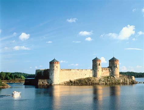 Travel And Tours Olavinlinna Castle In Finland