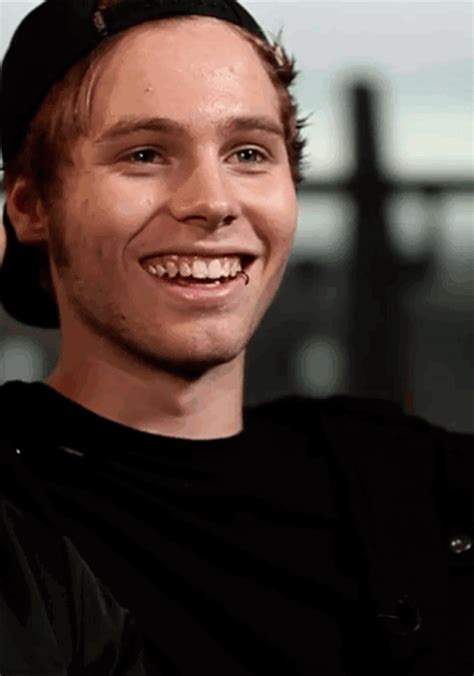 Luke Hemmings GIF Find Share On GIPHY