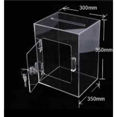 Acrylic Box With Lock Thickness 3mm Size 300x350x350 Mm