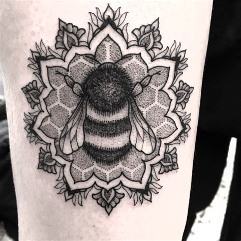 Geometric Bee The Truly Great Part About Geometric Tattoos Is That