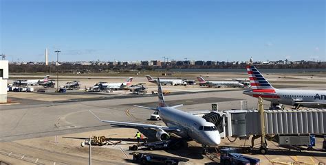 Dca Gate 35x Apron The 14 Remote Regional Aircraft Parking Flickr