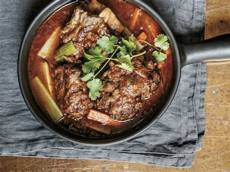 Recettes de queue de bœuf qui séduiront le gourmet le plus exigeant
