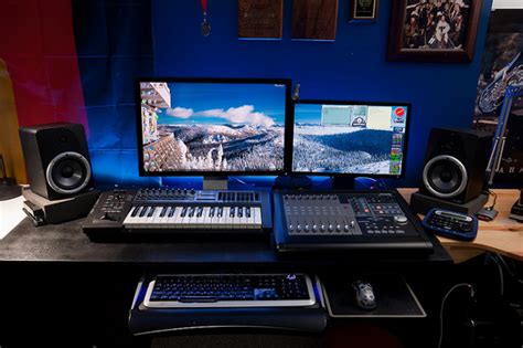 25 Impressive Workstation And Workspace Setups For Geeks Computer