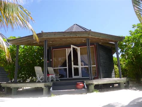jacuzzi beach villa kuredu island resort and spa hinnavaru holidaycheck lhaviyani atoll