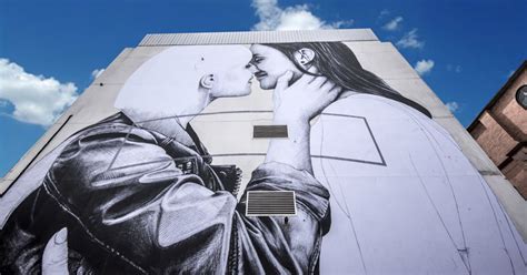 Artist Creates Stunning 5 Story Mural To Support Same Sex Marriage